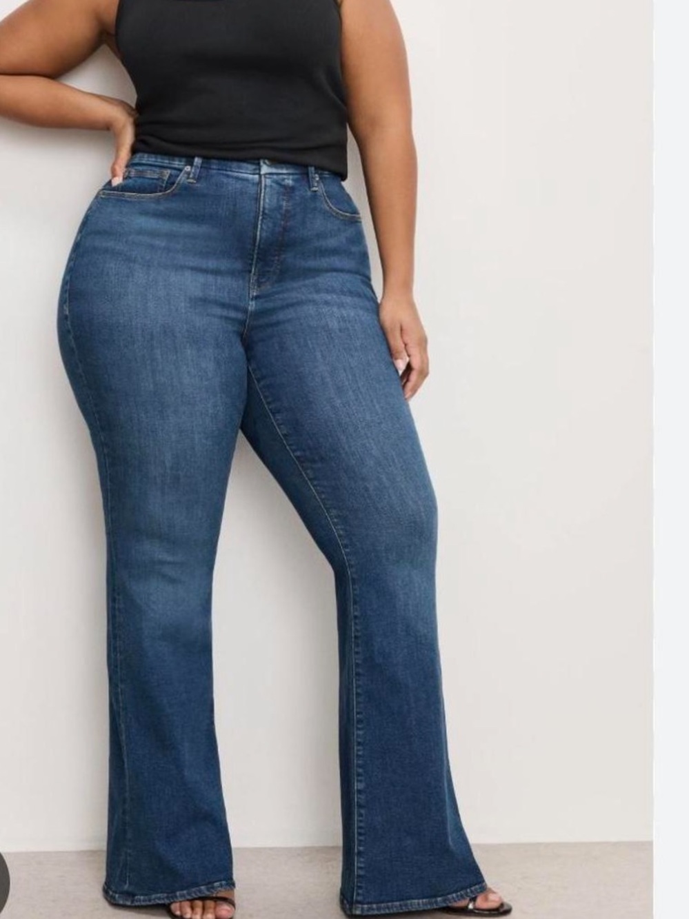 Good American Good Leg Flare Jeans Medium Wash High Waist Stretchy Size 14/16